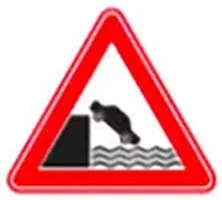 Deniz veya nehir kıyısında biten yol levhası (T-6)